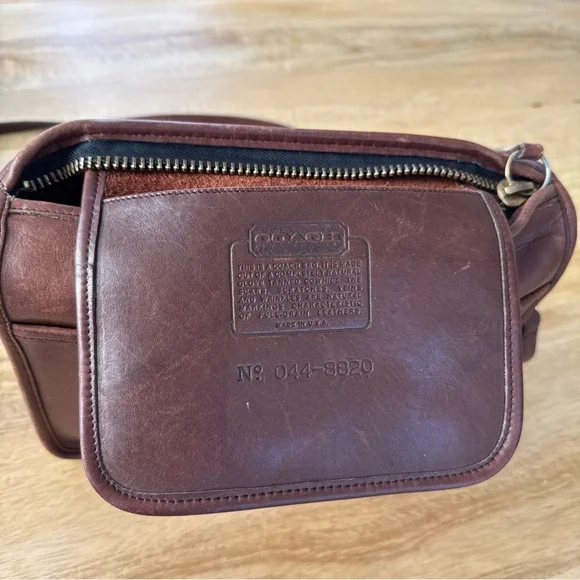 Vintage COACH 70s 80s Carnival Crossbody Brown Leather Small/Med Bag - Picture 7 of 16